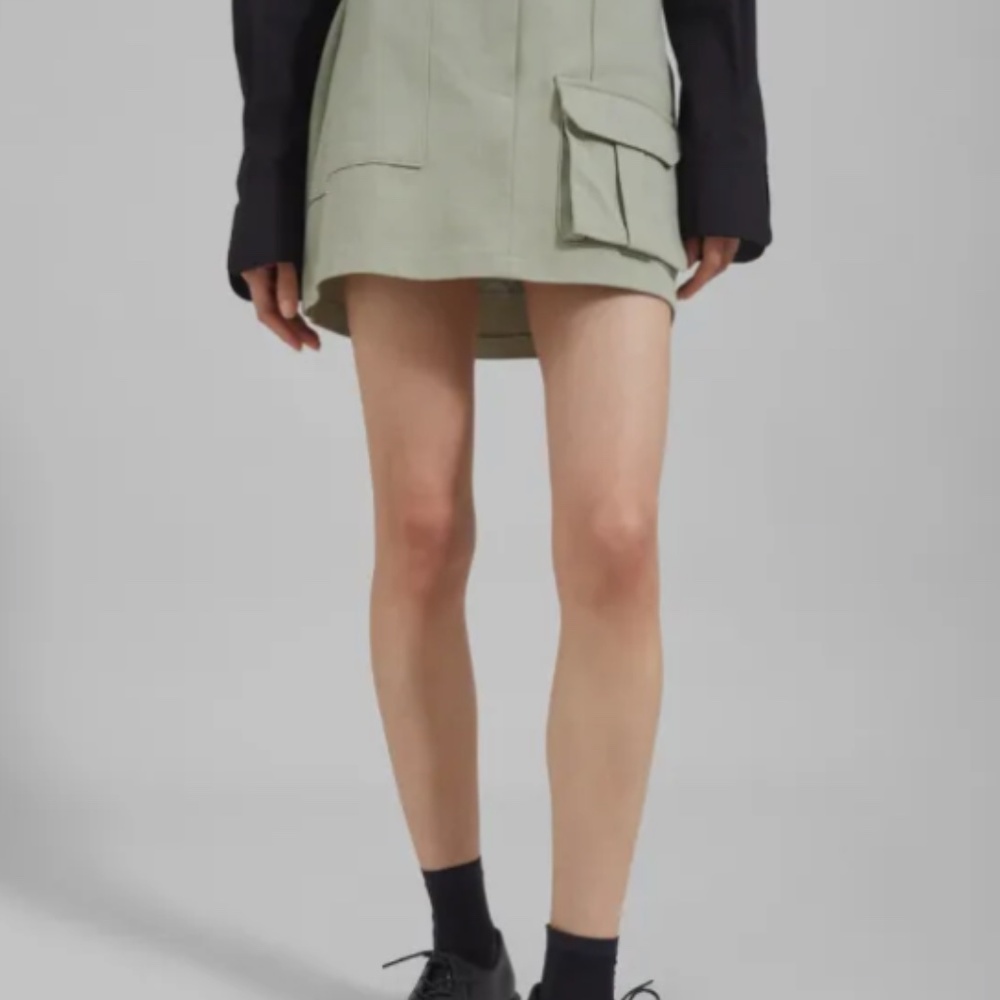 The Frankie Shop Cargo Skirt